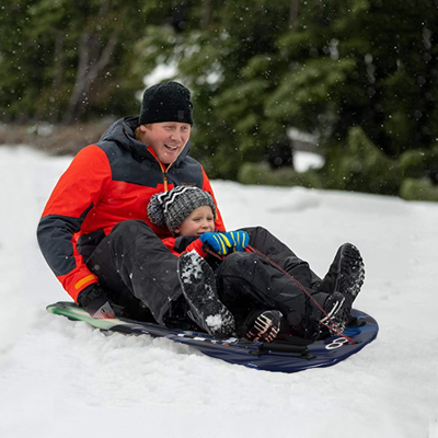 Snowboard para niños con mango y cuerda de espuma azul trineo de nieve de plástico para la venta de invierno caliente