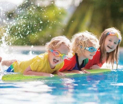 Personalizar el logotipo Blanda espuma EVA piscina flotación fideos 4,5 cm espesor para el juego de agua a granel
