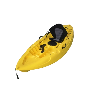Una sola persona sentada en la parte superior del kayak de pesca para turismo y turismo