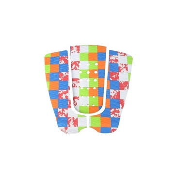 Libere su potencial de surf con Woowave 3M Deck Pad y Pantone Color Traction Pad